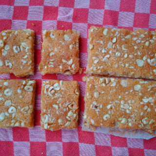 VVA Rozenwater amandelcake1